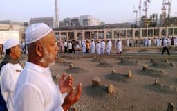 37 Jemaah Haji Embarkasi Jakarta-Bekasi Wafat di Tanah Suci