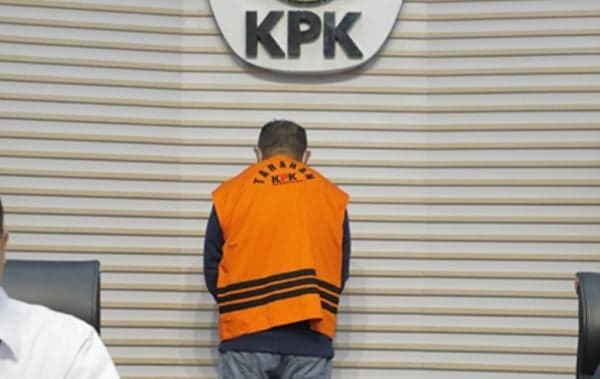 Jual Beli Jabatan, Kadisdik Malut Ditahan KPK