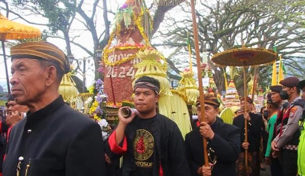 1 Suro, Masyarakat Adat Desa Ngebel Ponorogo Gelar Larung Sesaji