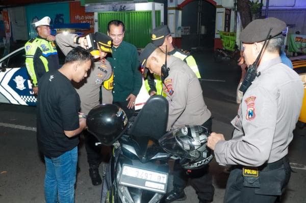 Antisipasi Konvoi Pencak Silat, Polres Jombang Gelar Razia di Malam 1 Suro