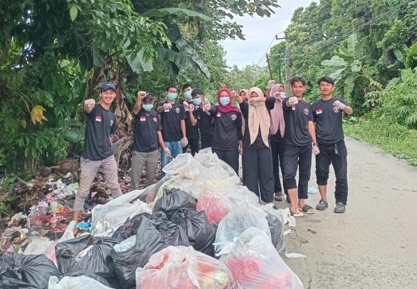 Mulai Dari Desa, Barisan Muda Hasbi Ajak Masyarakat Peduli Lingkungan