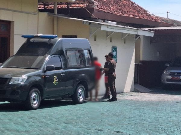 Ibu Korban Histeris, Pemerkosa Pelajar di Kota Probolinggo Hanya Dituntut 4 Tahun Penjara