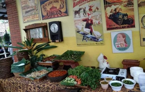 Tiga Tempat Makan Lesehan di Cianjur, Kulineran Nyaman dan Nagih Tiga Tempat Makan Lesehan di Cianjur, Kulineran Nyaman dan Nagih