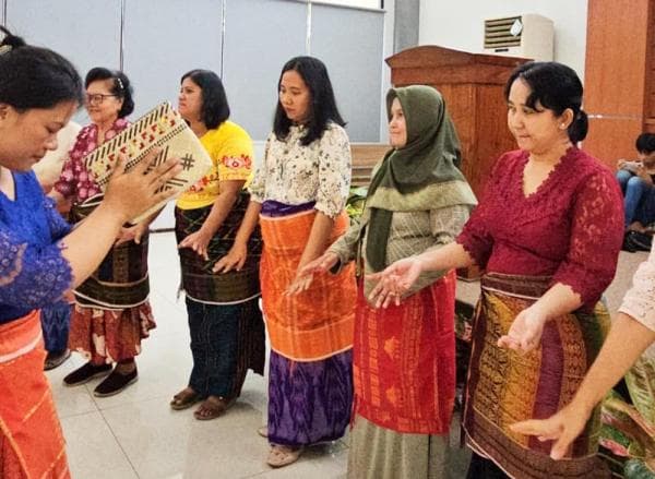 Pererat Rasa Persaudaraan dan Lestarikan Budaya, Masyarakat Karo Gelar Mburo Ate Tedeh di Jawa Timu