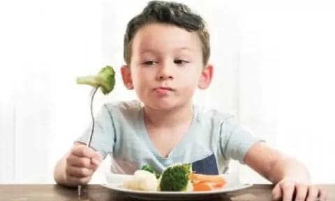 Biasakan Anak Konsumsi Makanan Bergizi, Tempuh 5 Cara