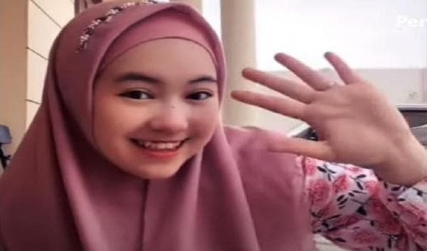 Kisah Seorang Tiktoker Cantik jadi Mualaf setelah Menemukan Keindahan Ajaran Islam