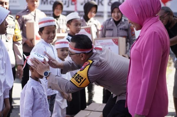 Bakti Sosial 1000 Anak Yatim, Cara Polres Probolinggo Kota Sambut HUT RI ke 79