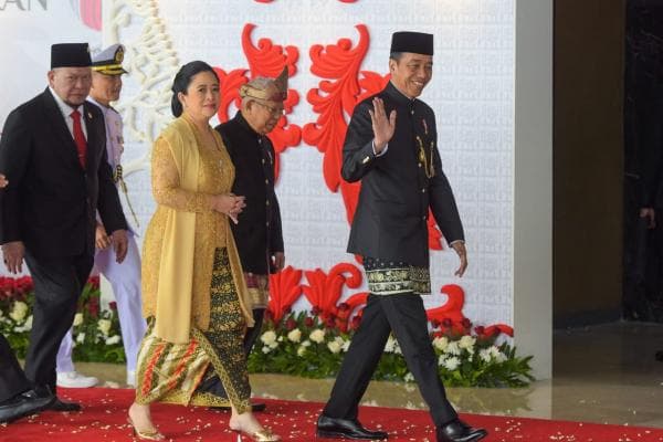 Pidato Kenegaraan Terakhir, Jokowi Pilih Baju Adat Betawi, Ma’ruf Amin Pakai Adat Palembang