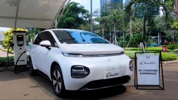 Hingga Akhir 2024, Wuling Targetkan Membangun 100 DC Fast Charging