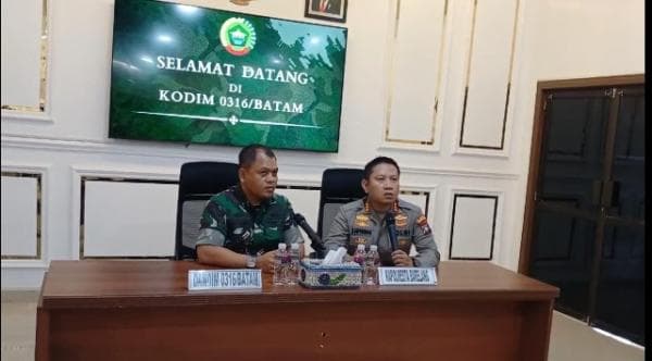 Terkuak, Pria Berseragam Loreng Pukul Polisi di Batam adalah Oknum TNI