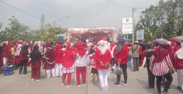 HUT RI ke 79, Kelurahan Masigit Kota Cilegon Gelar Jalan Santai HUT RI ke 79, Kelurahan Masigit Kota Cilegon Gelar Jalan Santai