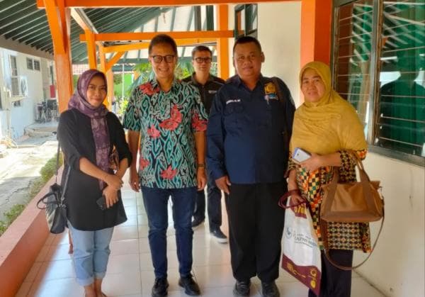 Menkes RI Jenguk Ayah Almarhumah dr Aulia Risma Lestari di RSUD Kardinah Kota Tegal