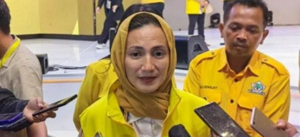 Wanda Hamidah Mundur dari Partai Golkar sebagai Protes Revisi UU Pilkada