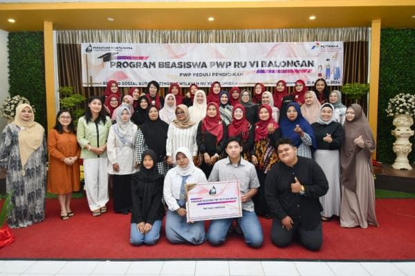 Peduli Pendidikan, PWP Pertamina RU VI Indramayu Salurkan Beasiswa Anak Yatim