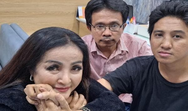 Sempat Dikabarkan Hilang saat Demo, Machica Mochtar Akhirnya Bertemu dengan Anaknya di PMJ