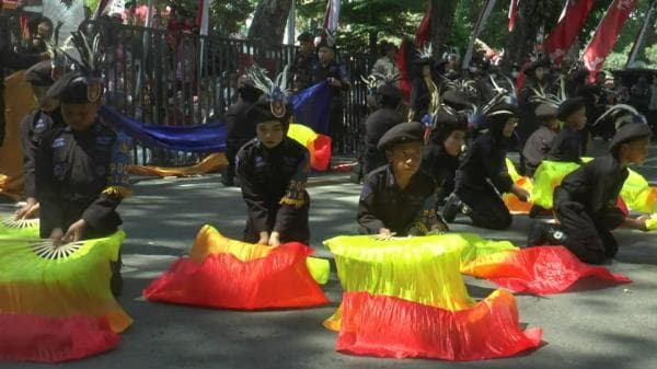 Ribuan Peserta Karnaval Anak-Anak, Angkat Budaya Lokal dan Dukung Berdirinya Nusantara Baru