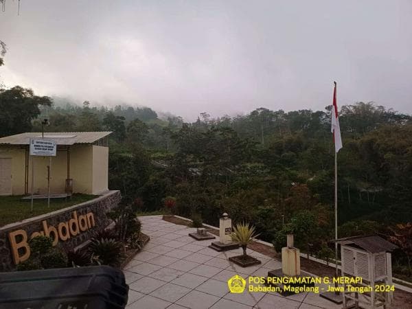 Aktivitas Gunung Merapi Meningkat: Lava Pijar Luncur Hingga 1.800 Meter