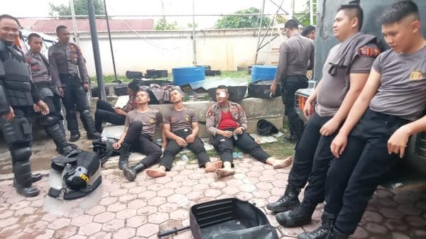 Empat Personel Polri Cidera saat Amankan Unjuk Rasa di Lhokseumawe