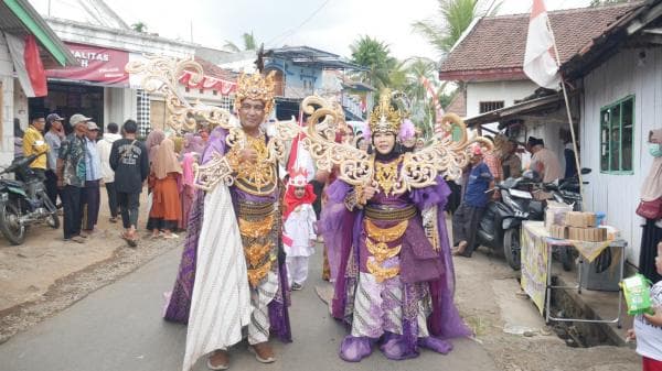 Karnaval Peringatan HUT RI Desa Sentul Dijadikan Ajang Silaturahmi Antar Masyarakat