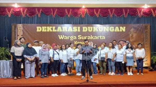 Pilkada Solo, Ratusan Warga Deklarasi Dukung Gusti Bhre