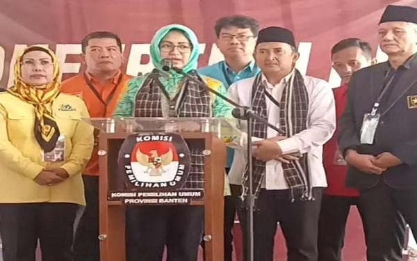 Airin - Ade Daftar ke KPU Banten, Pertolongan Allah itu Nyata