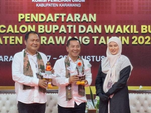 KPU Karawang Terima Pendaftar Calon Bupati dan Wakil Bupati Pilkada 2024 Pertama