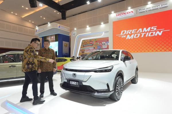 Honda e:N1 Tampil Perdana di GIIAS Surabaya, Ini Kelebihan yang Dimiliki!