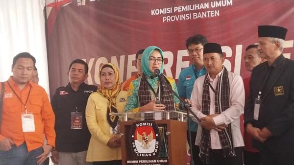 Pasangan Calon Gubernur dan Wakil Gubernur Banten Airin Rachmi Resmi Mendaftar di KPU