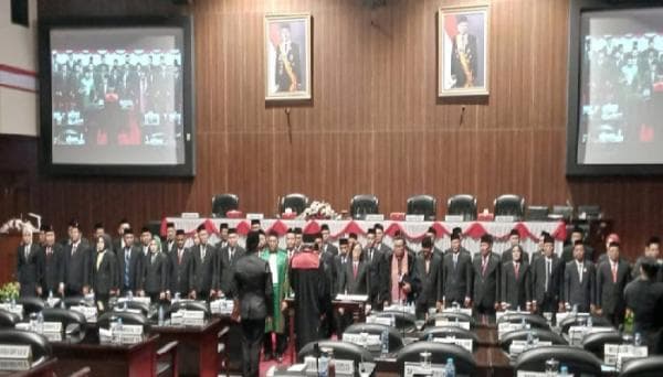 50 Anggota DPRD di Sragen Dilantik, Berjalan Secara Khidmat