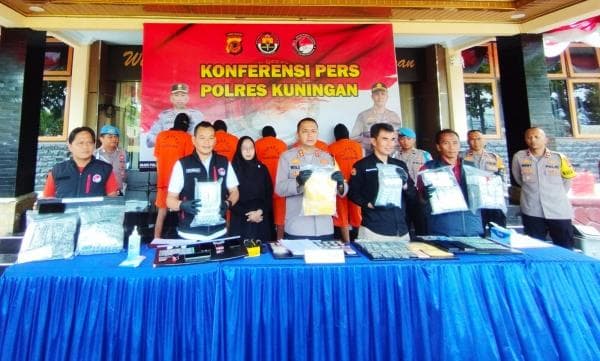 Polres Kuningan Sita Puluhan Ribu Butir Obat Keras Tak Berizin, 7 Tersangka Diamankan