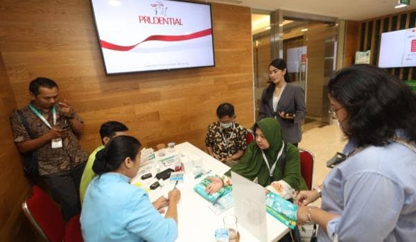 Rayakan Hari Pelanggan Nasional, Prudential Syariah Lakukan Pemeriksaan Kesehatan Gratis