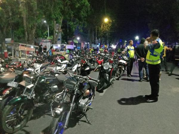 151 Sepeda Motor Terjaring Razia Balap Liar di Purwodadi Grobogan, 91 Diantaranya Ditilang