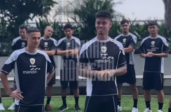 Kabar Terbaru: Mees Hilgers dan Eliano Reijnders Tak akan Menyaksikan Laga Timnas Indonesia di SUGBK Kabar Terbaru: Mees Hilgers dan Eliano Reijnders Tak akan Menyaksikan Laga Timnas Indonesia di SUGBK