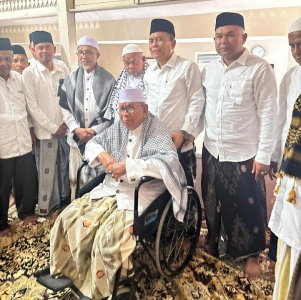 Manaruh Harapan Besar Kepada Waled, Ini Profil Said Mulyadi