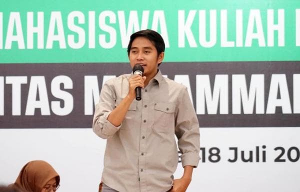 Kisah Dosen di UM Surabaya yang Besar di Panti Asuhan, Ibunya Hanya Lulusan SD