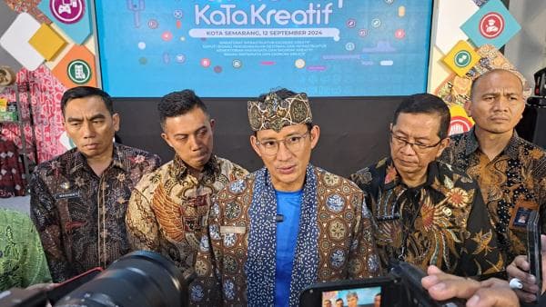 Tingkatkan Inovasi dan Kewirausahaan, Sandiaga Uno Beri Motivasi Pelaku Ekonomi Kreatif di Semarang