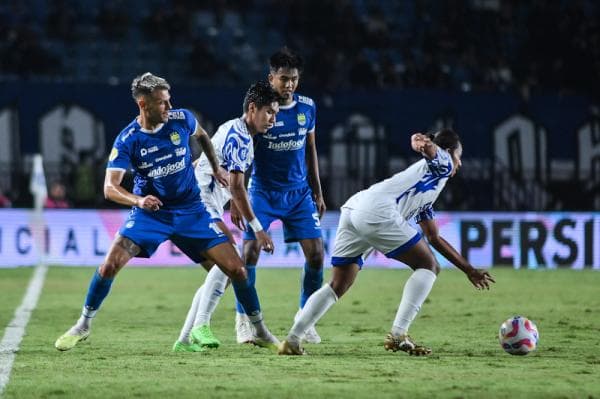 Pelatih PSIS Semarang Kecewa terhadap Gol Kedua Persib Bandung, Bojan Hodak Bilang Begini