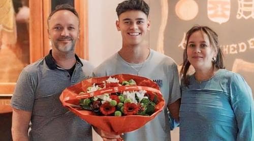 Asli Manado! Linda Tombeng Ibunda Mees Hilgers Ternyata Bukan Sosok Sembarangan Asli Manado! Linda Tombeng Ibunda Mees Hilgers Ternyata Bukan Sosok Sembarangan