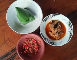 Harga Terjangkau, Menu Ayam Adun Jadi Favorit Pecinta Kuliner di Sidoarjo