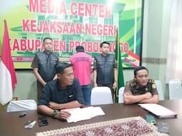 Jadi Tersangka Kasus Korupsi APBDes, Mantan Kades Sidodadi Paiton Ditahan Kejaksaan