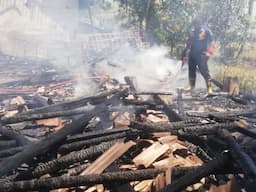 Pondok Pesantren Al Istikomah Di Desa Bolang Lebak Banten Terbakar