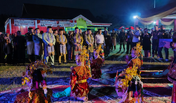 Al Haris Gubernur Jambi Hadiri Festival Biduk Sayak Tradisi Air Hitam Sarolangun