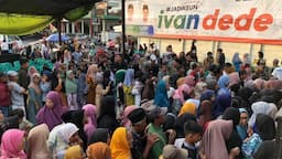 Ivan-Dede Bersama YPNS Gelar Santunan Akbar untuk Fakir Miskin, Lansia dan Anak Yatim di Tasikmalaya