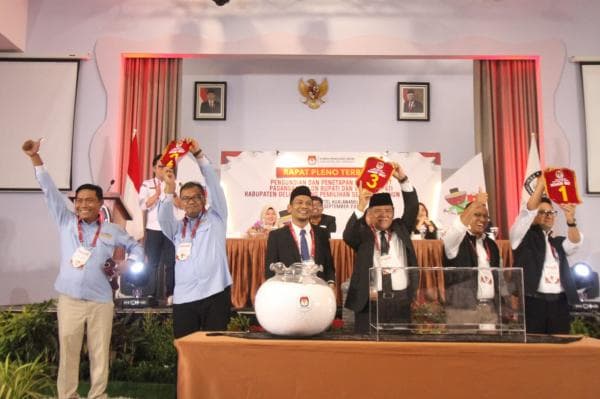 KPU Deliserdang Gelar Pengundian Nomor Urut, Paslon ADIL Dapat Nomor Urut 2