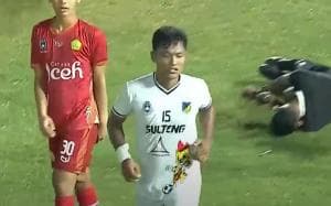 Muhammad Rizki Saputra Dipanggil PSSI Buntut KO Wasit PON 2024, Disanksi Larangan Main Seumur Hidup? Muhammad Rizki Saputra Dipanggil PSSI Buntut KO Wasit PON 2024, Disanksi Larangan Main Seumur Hidup?