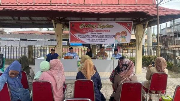 Polsek Tualang Gelar Cooling System Jumpai Ibu ibu