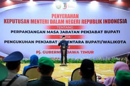 Kukuhkan 13 Pjs Bupati dan Walikota, Pj Gubernur Adhy Minta Jaga Netralitas di Pilkada Jatim