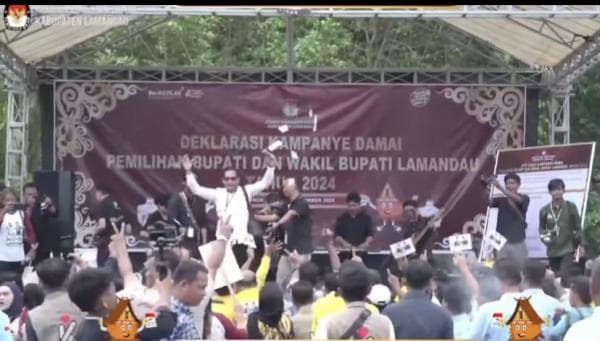 Heboh Oknum Simpatisan Cabup Lamandau Rizky-Hamid Tebar Uang Saat Deklarasi Damai