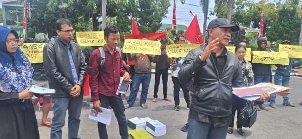 Aktivis Anti Korupsi Minta Kasus di Pemkab Blitar Dituntaskan