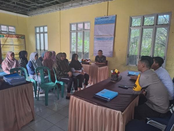 Polsek Medang Kampai Gelar Berupa Silaturahmi di Aula Kantor Lurah